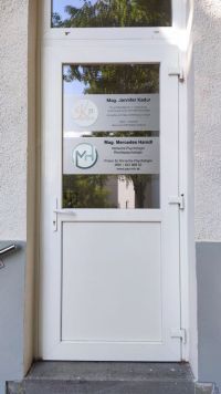 Eingang zur Praxisgemeinschaft